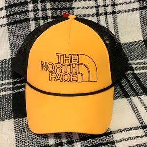 The North Face x-stitch black & yellow trucker hat